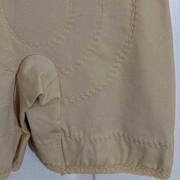 Vanity Fair Vintage 1980's Beige Firm Control Panty Shorts - size XL NWT - Picture 7 of 11